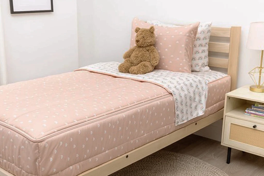 Over The Rainbow Zipper Bedding